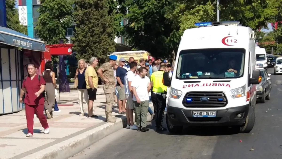 edirnede yaya gecidinde kaza 86 yasindaki adam hayatini kaybetti cfW1vaIK