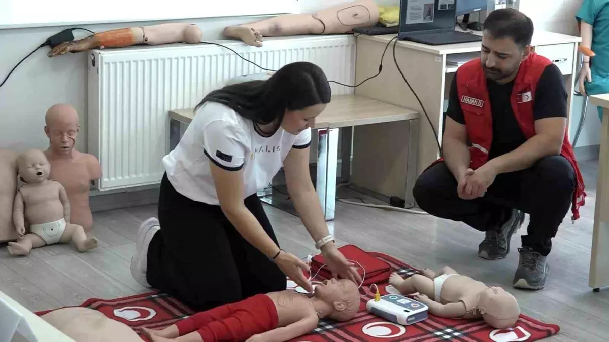 dunya ilk yardim gununde iklim degisikligi temasi 7tvYTB8Q