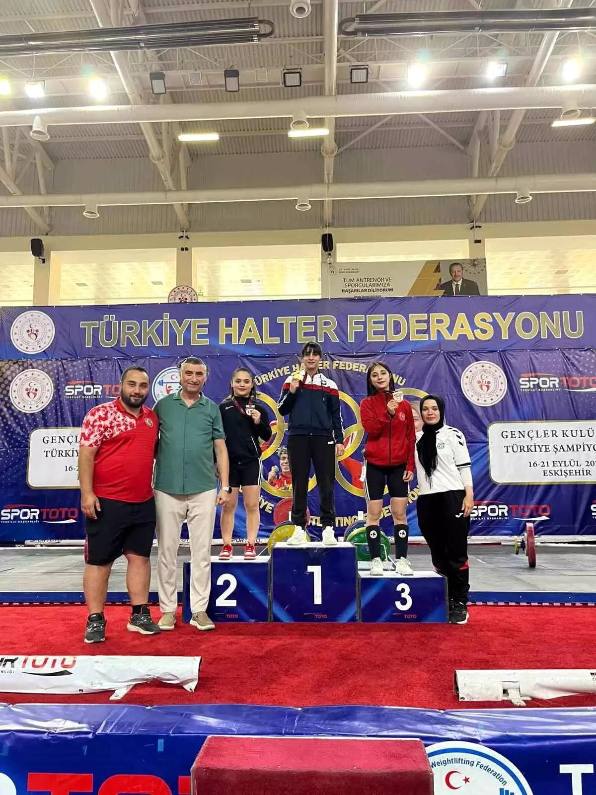 duzce halterde basariya doymuyor pcwk2fca