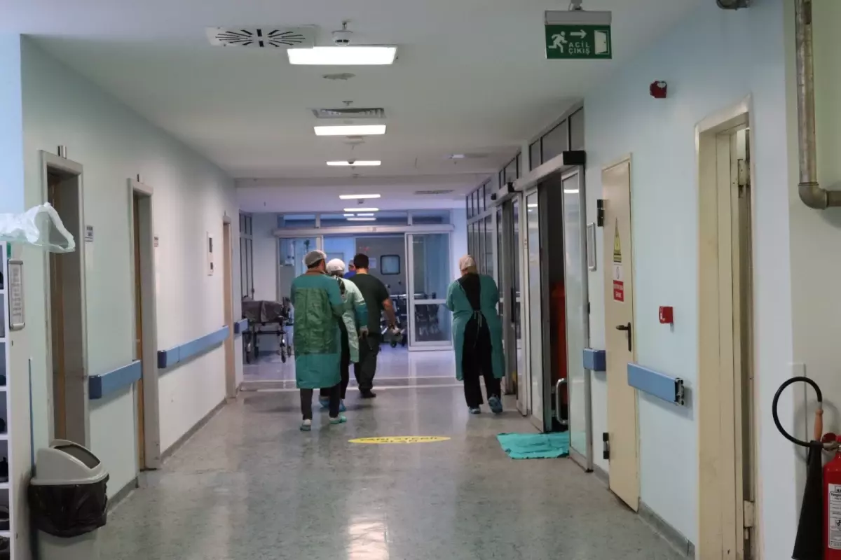 duzcede beyin olumu gerceklesen hastanin organlari nakil icin hazirlaniyor TUjh4GmD