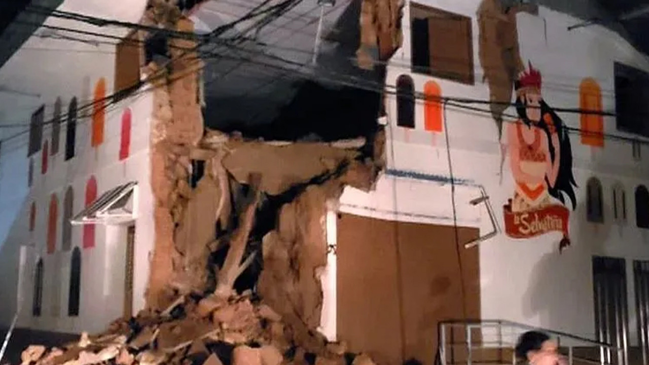 Peru depreminde 1 kisi oldu 10 kisi yaralandi rreUrFgP